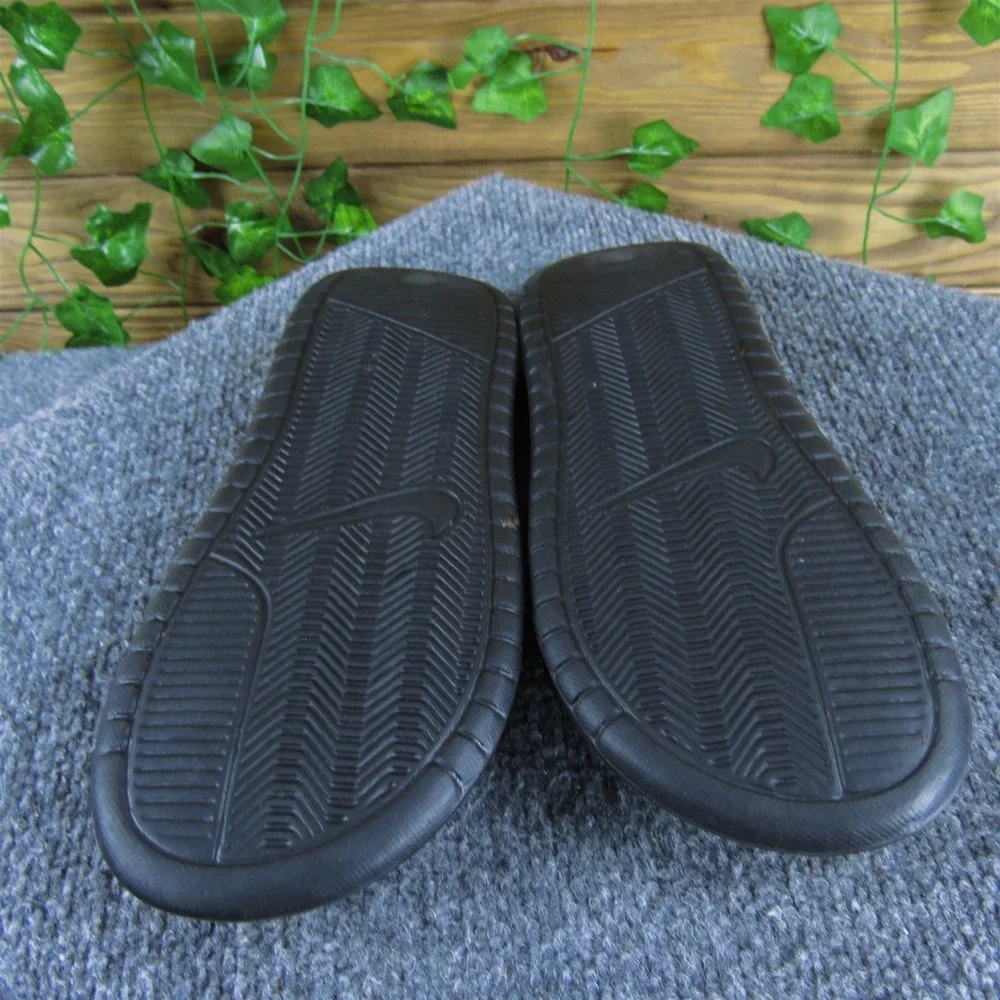 Nike Slide Comfort Boys Y 6 Medium Sandal‎ Black Synthetic Hook & Loop